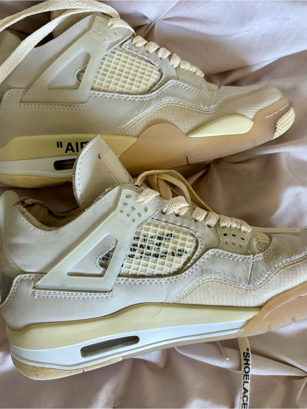 Jordan Men's Cream/Tan Retro Basketball Sneakers